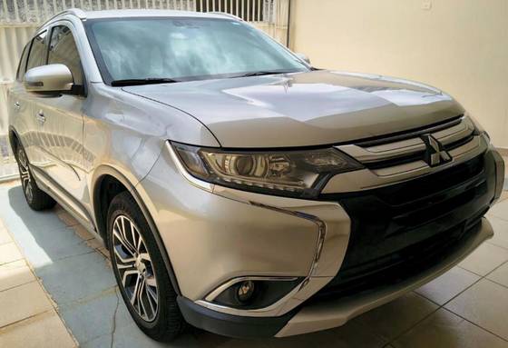 MITSUBISHI OUTLANDER 2.0 COMFORT 16V GASOLINA 4P AUTOMÁTICO